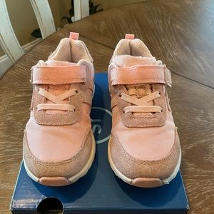 Stride Rite M2P Zips Runner Toddler Girl Size 9.5M in Pink